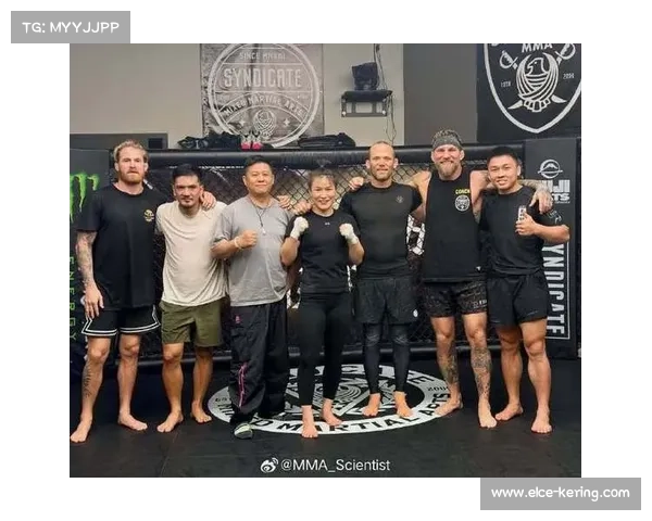 教练约翰·伍德解释误判比分，团队视角与回放存差异