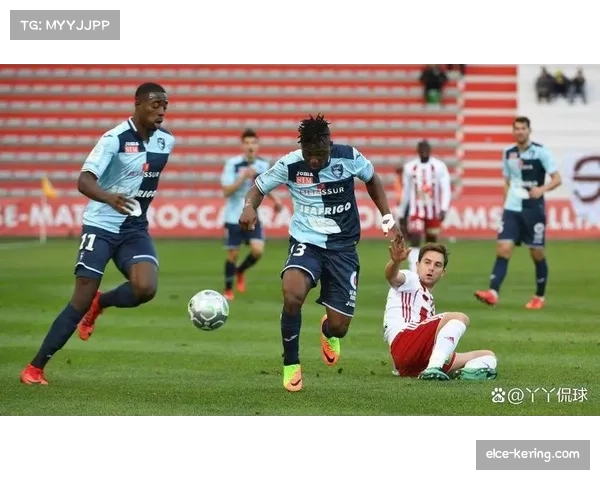 数据前瞻：兰斯与勒阿弗尔保级六分战，历史交锋平分秋色